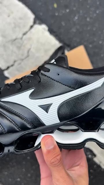 Модель обуви Mizuno Wave Prophecy Morelia Neo смотреть онлайн