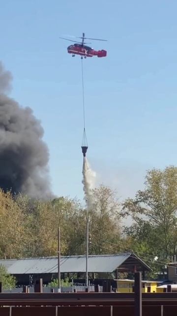Пожар в подмосковной Балашихе. Видео с другого ракурса.