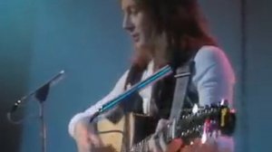 Smokie - I'll Meet You At Midnight (BBC Basil Brush Show 09.10.1976) - smokieVEVO (240p, h264).mp4