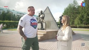 Известный спортсмен Михаил Кокляев поздравил жителей Ноябрьска