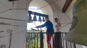 Соборный колокольный звон в традиции Троице-Сергиевой Лавры после Божественной Литургии