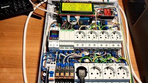 Натуральные испытания щитка АСУ, для домашней серверной/кладовки, утюгом 3кВт