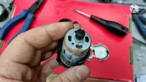 Не работает насос омывателя Lada X-RAY  Разбор насоса.