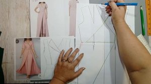 Моделирование. Платье с воротником и большим разрезом. Выкройка № 465.