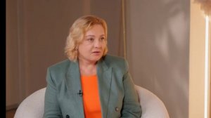 Женщина с тайнами.Как жить когда правды о тебе не знают даже родственники....