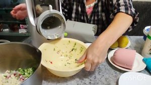 Русская окрошка на сыворотке и кефире