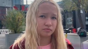 "Пофиг на родителей": агрессивная вожатая напала на школьницу в поезде