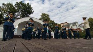 Военный оркестр Казахстана в Саду Эрмитаж 24 августа 2025 года