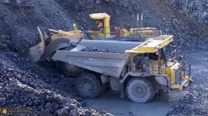 Колесный погрузчик  Komatsu WA800