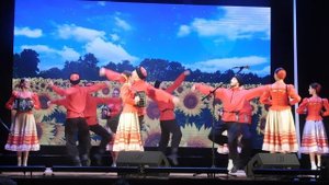 Выступление Кубанского казачьего хора