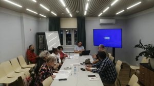 Встреча ПРАВ СОЮЗА 100 ЛИЦА в Москве в конце лета 2005 объясняет Максим Шилов