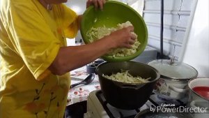 Заготовки продолжаются / На ужин тушёная капуста.