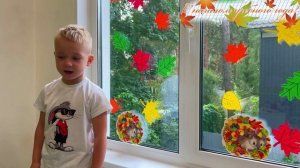 "1 сентября" стихотворения к началу учебного года у старших дошкольников Дождик сыплет за окошком,