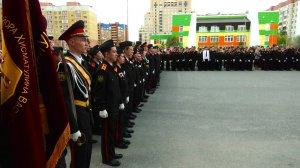 Депутат Госдумы Ольга Ануфриева приехала на линейку в сургутский лицей имени Хисматулина