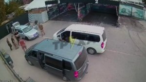 НЕ РАБЫ - Во Львовской области мужчину мобилизовали прямо на мойке самообслуживания !!!