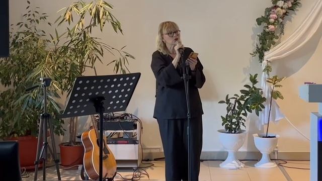 Анна Зимина "Боже, стою пред Тобой".mp4 смотреть онлайн