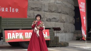 "Под окном широким" (Казачья песня) - поёт Зинаида Савовская