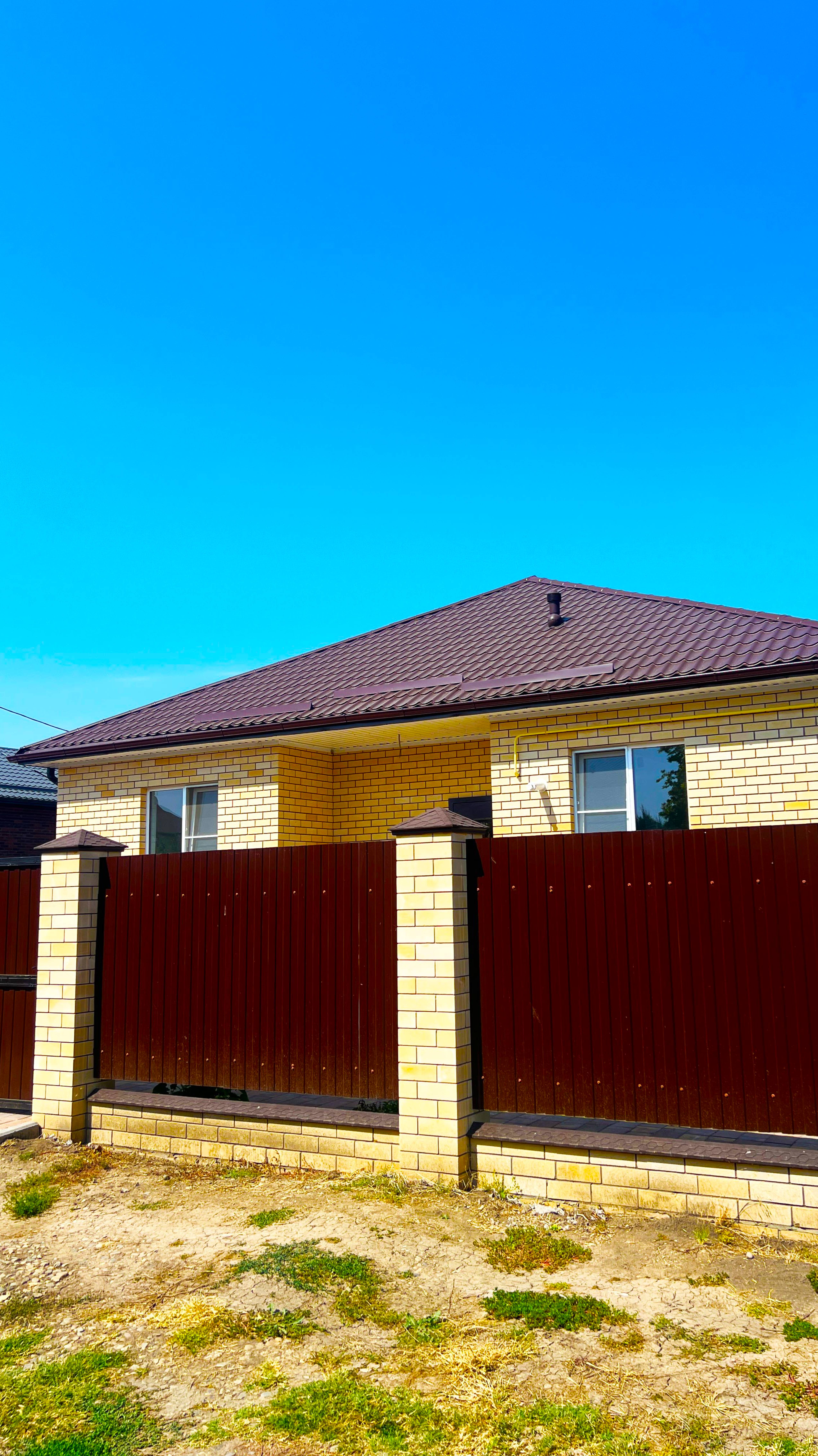 Современный дом у реки: комфорт и природа рядом! смотреть онлайн