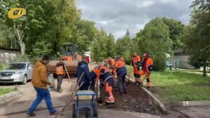 В 10-М МИКРОРАЙОНЕ БЛИЗЯТСЯ К ЗАВЕРШЕНИЮ РАБОТЫ ПО ОБУСТРОЙСТВУ ПЕШЕХОДНОЙ ДОРОГИ У ШКОЛЫ №9