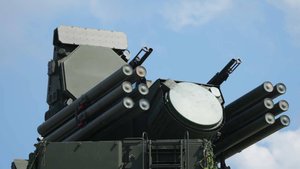 Силы ПВО сбили за три часа 25 беспилотников над двумя регионами России и морем