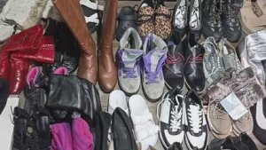 Лот 560 Обувь Англия Крем всесезон 1310₽_ кг 21,1 кг 36 ед