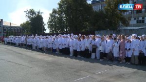 «Помогать людям – их профессия»: в медицинском колледже имени К. Константиновой прошла торжественная