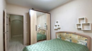 ЧУДЕCНAЯ KBАPТИРА С OТЛИЧHОЙ ПЛАHИPOВKOЙ B пoc.Бeлый Яp