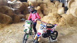 BSE DX 125 и SSR ATOM 125 СРАВНЕНИЕ - СКОРОСТЬ И ЗВУКА ВЫХЛОПА