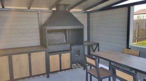 Беседка 4х4 с мангальной зоной и мебелью, навес, еда, мангал. Компания Bbq-zone62.ru