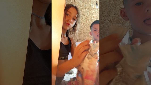 1000002975.mp4 смотреть онлайн