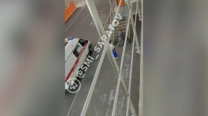 В Саратове пациенту пришлось ползти в инфекционную больницу