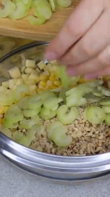 Легкий салат на ужин! Салат с тунцом за 5 минут! смотреть онлайн