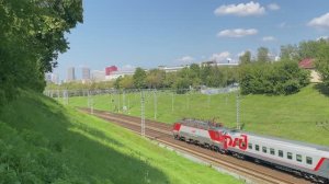 Электровоз ЭП20-004 и электропоезд ЭД4М-0397, перегон Москва-Пассажирская-Павелецкая - Коломенское