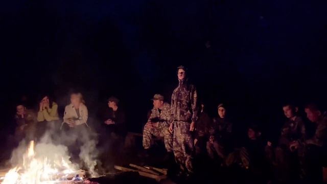 Стихи у костра - добрая традиция всего ВПЦ Вымпел-Байкал. Каждый полевой выход костер приглашает вос