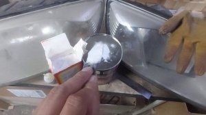 Ремонт креплений фары на гранту