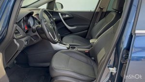Opel Astra J, 2010