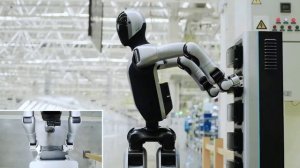 Робот, умеющий сам менять себе батарею