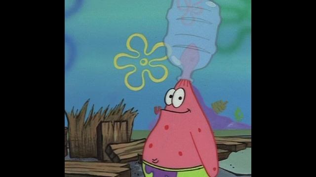 Патрик с бутылкой на голове.Шаблон смотреть онлайн