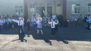 танец первоклассника