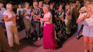 Карие глаза... 31.08.25...