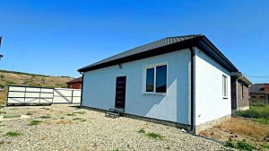 Новый дом 70 кв.м. 4 сотки 3 комнаты пред чистовая. Краснодарский край, город Армавир.