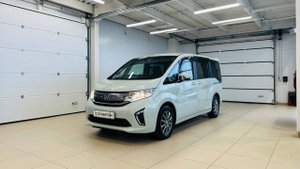 Honda Stepwgn, 2015 год