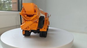 Автобетоносмеситель сб-69 на базе МАЗ-503Б в масштабе 1:43 от производииеля SSM