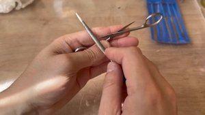 Теперь затачиваю ножницы сам не хуже мастера. Хитрость легкой заточки, после которой они будут как н