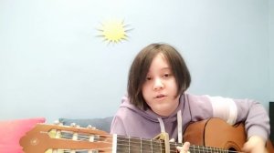 Китайская песня "Солнечный свет, радуга и белая лошадка" в исполнении Эстер Воропаевой