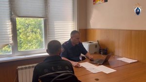 В Красноярске мужчина проследил за ребенком и ограбил