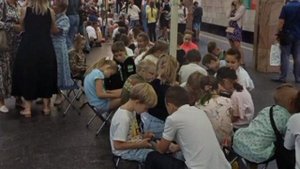 ‼️🇺🇦Первый учебный день по-киевски: уроки в метро вместо школы
