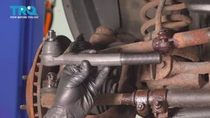 022. Как заменить верхний правый рулевой наконечник на Jeep WJ (1999 - 2004)