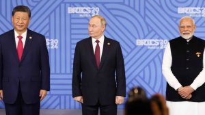 Axios: у США не получается отдалить Россию, Китай и Индию друг от друга