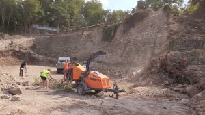 Ремонт подпорной стены на Адмирала Макарова завершат к концу 2025 года